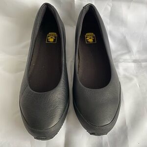 Keen Kanteen Black Slip Resistant Non-marking Close Shoes